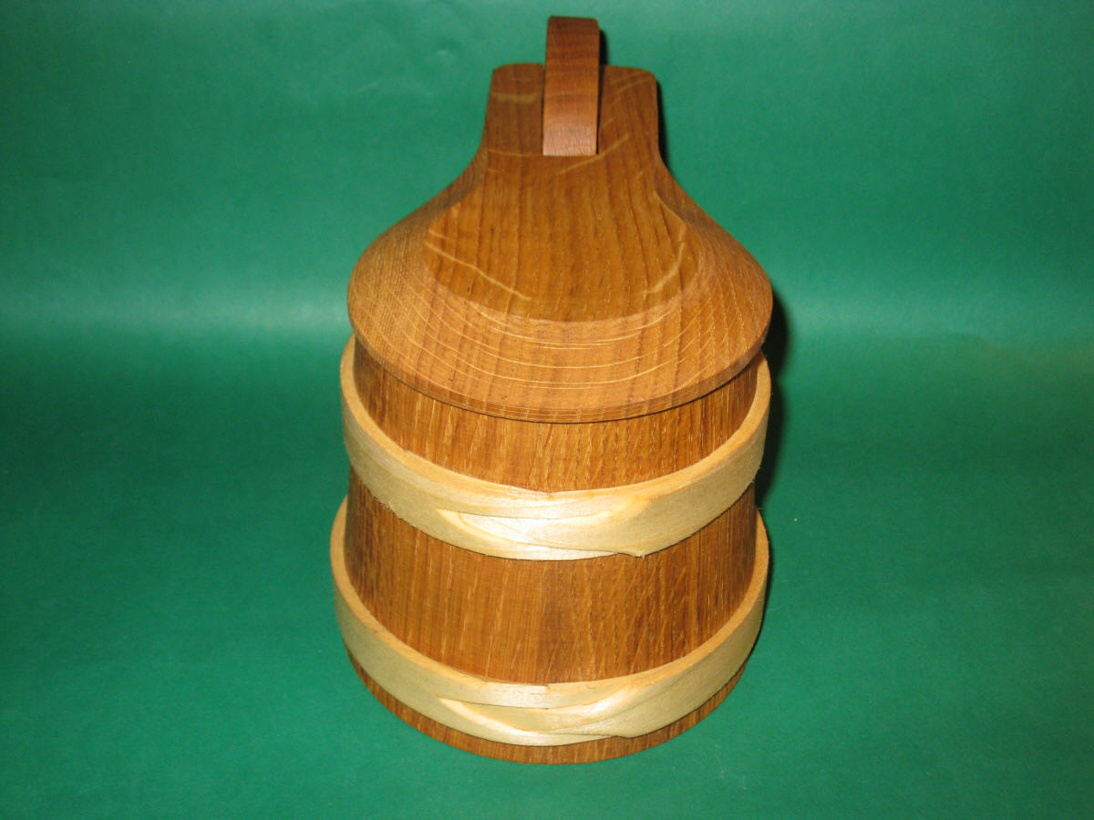 PIKUSA hrnček na pivo s viečkom